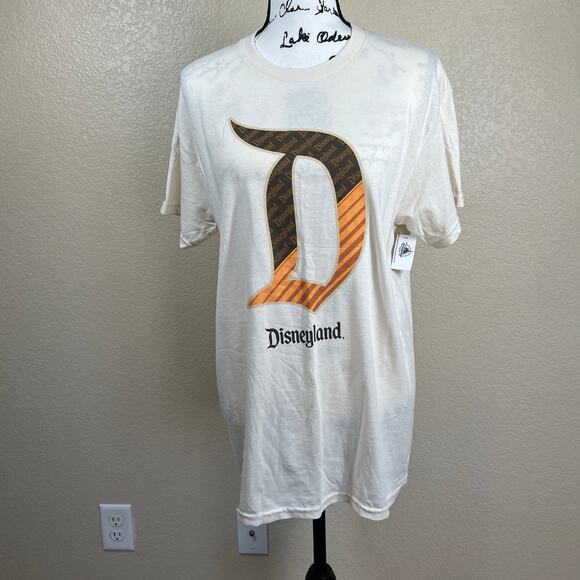 Disneyland Resort Exclusive Big D Adult T-Shirt Size M Casual Magic Kingdom - Picture 11 of 12